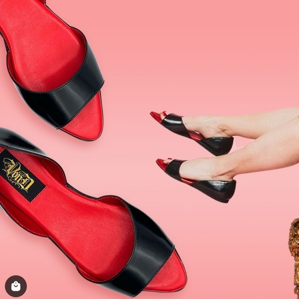 🔥NWOT Kat Von D The Lizzy Flat, Size 12